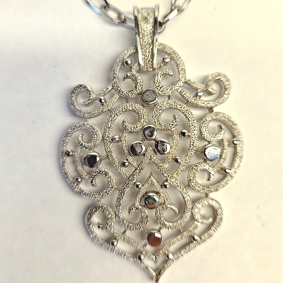 Trifari Silver Tone Necklace - Picture 3 of 5